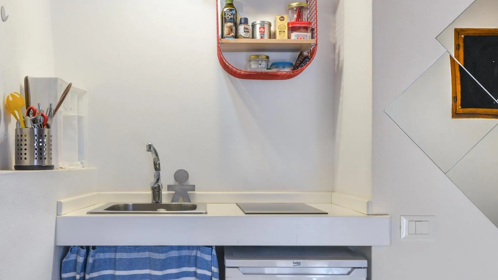 Vespa Mini-House In Elba 마르차나 아파트
