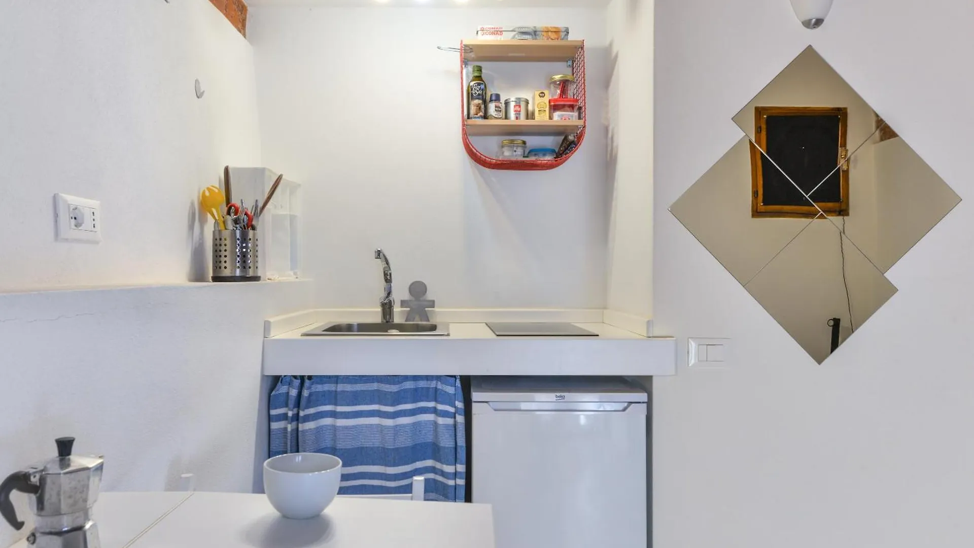 Apartment Vespa Mini-House In Elba Marciana  Italy